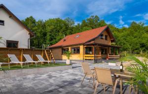 Stunning Home In Gospic