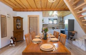 Stunning Home In Gospic
