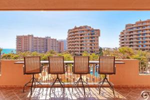Bella Sirena 305-A - Elegant Oceanview Condo on Beachfront Resort