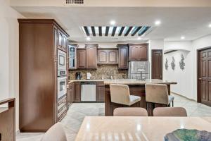 Sonoran Sky 1102 Luxury with Views!