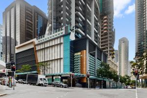 2 Bedroom River View in Brisbane CBD