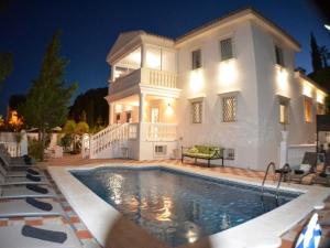 Villa excepcional con piscina privada - 15 pers. - ES-175-65