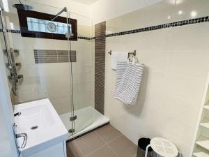 Appartement en rez-de-chaussée, clim - 3 pers. - FR-1-900-14