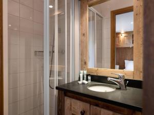 Appartement montagnard centre station - 8 pers. - FR-1-631-261