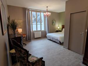 T2 central avec jardin, idéal - ? pers. - FR-1-541-208