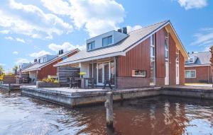 Nice Home In Uitgeest With House Sea View