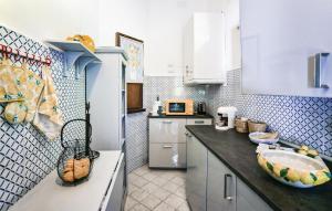 Lovely Home In Massa Lubrense With Wifi