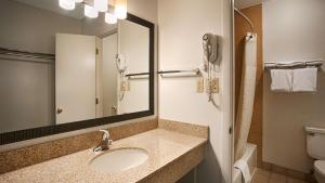 Double Room with Two Double Beds - Non-Smoking room in Best Western Alamosa Inn