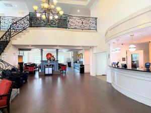 Comfort Suites Galveston Cruise Port Area - Beachside