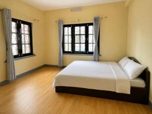 Devaloka apartment & guest house