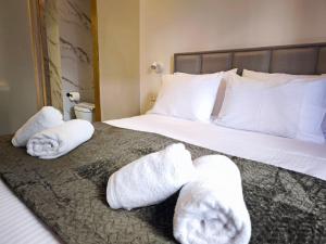 LuxuryStay Apartments near the Acropolis