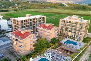 Palm Olive Studio - Happy Rentals