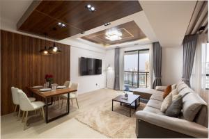 Pinnacle Moments Residence