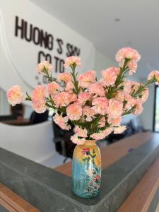 Huong Sky Co To