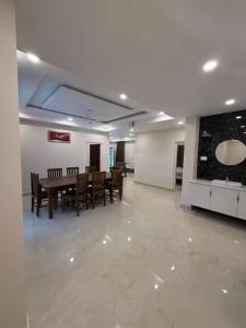 3BHK Villa 15 min Thommankuthu Falls Groups