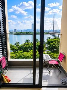 Da Nang Riverside Retreat