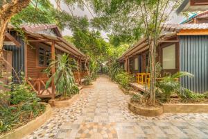 Anna Riverside Bungalow Vientiane