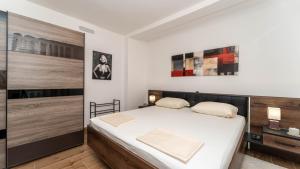 Beachfront apartment 1 - Dramalj by Villas Guide