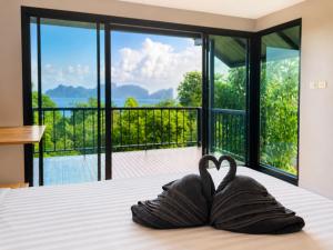 HIP Seaview Resort @ Phi Phi