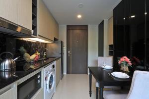 Spicy Studio Mountain view, RoofTop Pool, Surin beach