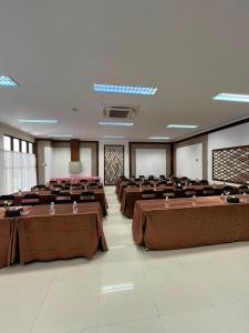 Hotel Imam Bonjol by Benhas