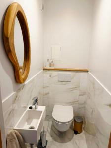Modern 2 bedroom apartment near the city center