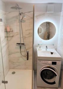 Modern 2 bedroom apartment near the city center