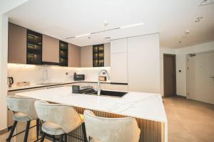 Serene Beige 3 Bedrooms apartment