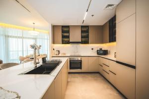 Serene Beige 3 Bedrooms apartment