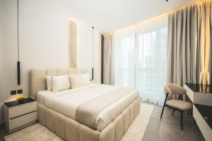 Serene Beige 3 Bedrooms apartment