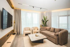 Serene Beige 3 Bedrooms apartment