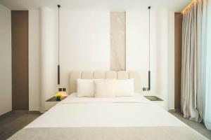 Serene Beige 3 Bedrooms apartment