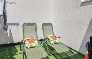 2 Bedroom Awesome Home In Meschers-Sur-Gironde