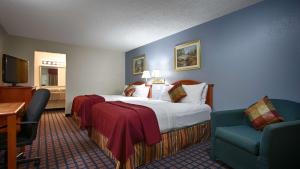 Double Room with Two Double Beds - Non-Smoking room in Best Western Palestine Inn