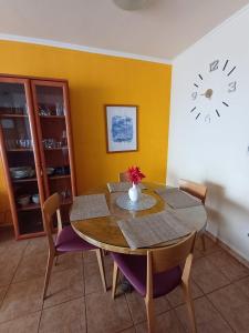 Costa Apartment