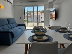 Apartamento con terraza vista mar y playa