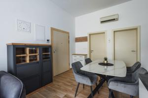 Antonio LUX modern apartment