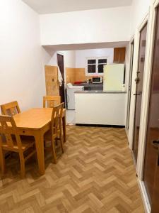 Private First Floor in Villa