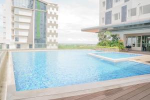 Skyline Lacson views good for 4