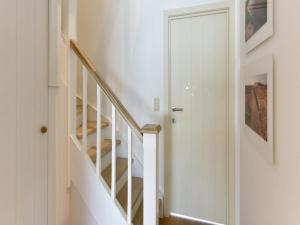 Duplex at Albert Beach with Stunning Sea Views
