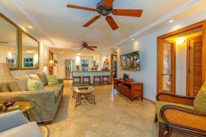 ROYAL MAUIAN #219