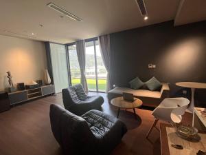 SceniaBay apartment, 132m2, super spacious yard, beautiful view