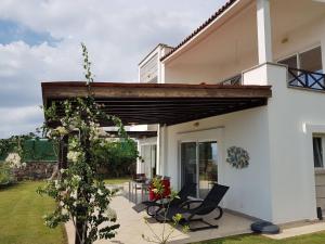 Detached villa with view in Bodrum Gumusluk