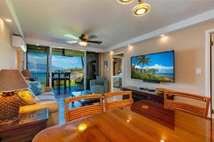 Royal Mauian #205
