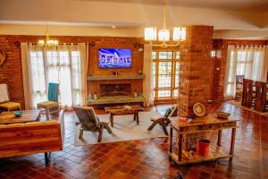 Tranquil Hillhouse