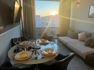 Sky view apartment with WiFi