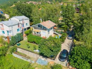 Villa Aura Ljubaništa - 3BD, Big Yard & Private Parking