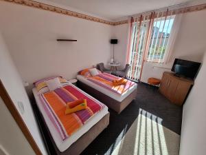Pension Three
