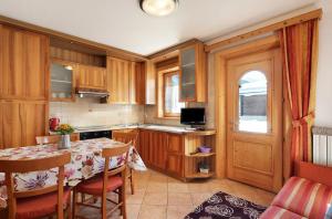 The cabin in the Alps - Wifi and Free Parking