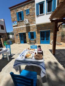 BLUE GALLEY GUEST HOUSe